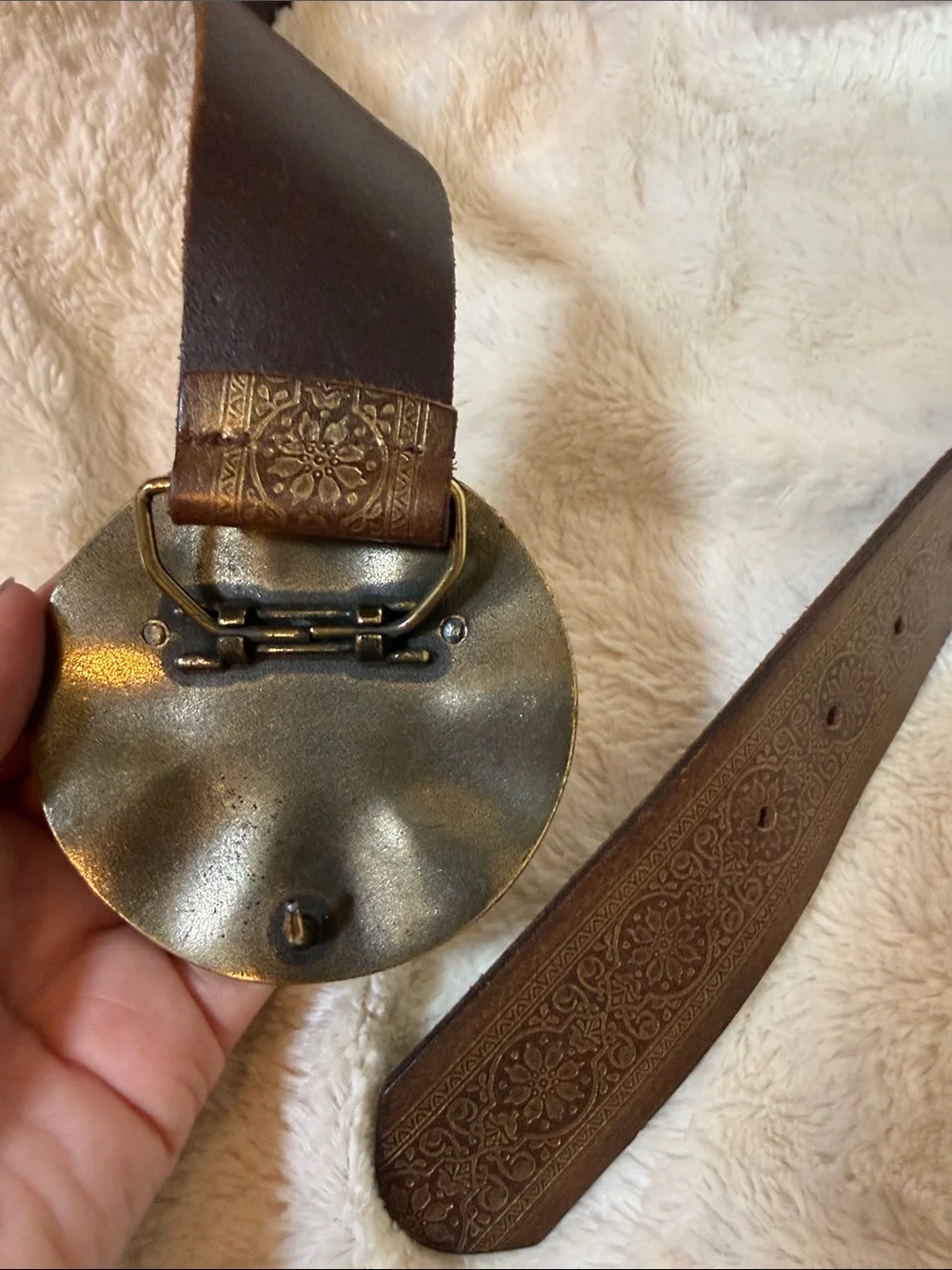 Unbranded crafted from